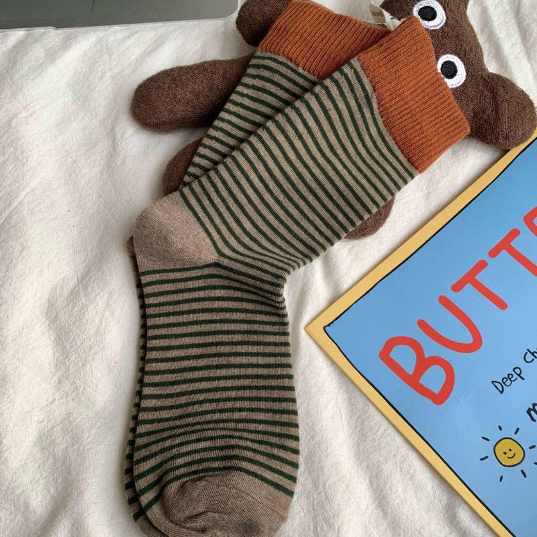 Rufia - Colorful Striped Mid-Calf Socks for Autumn-Winter: Grey / One Size