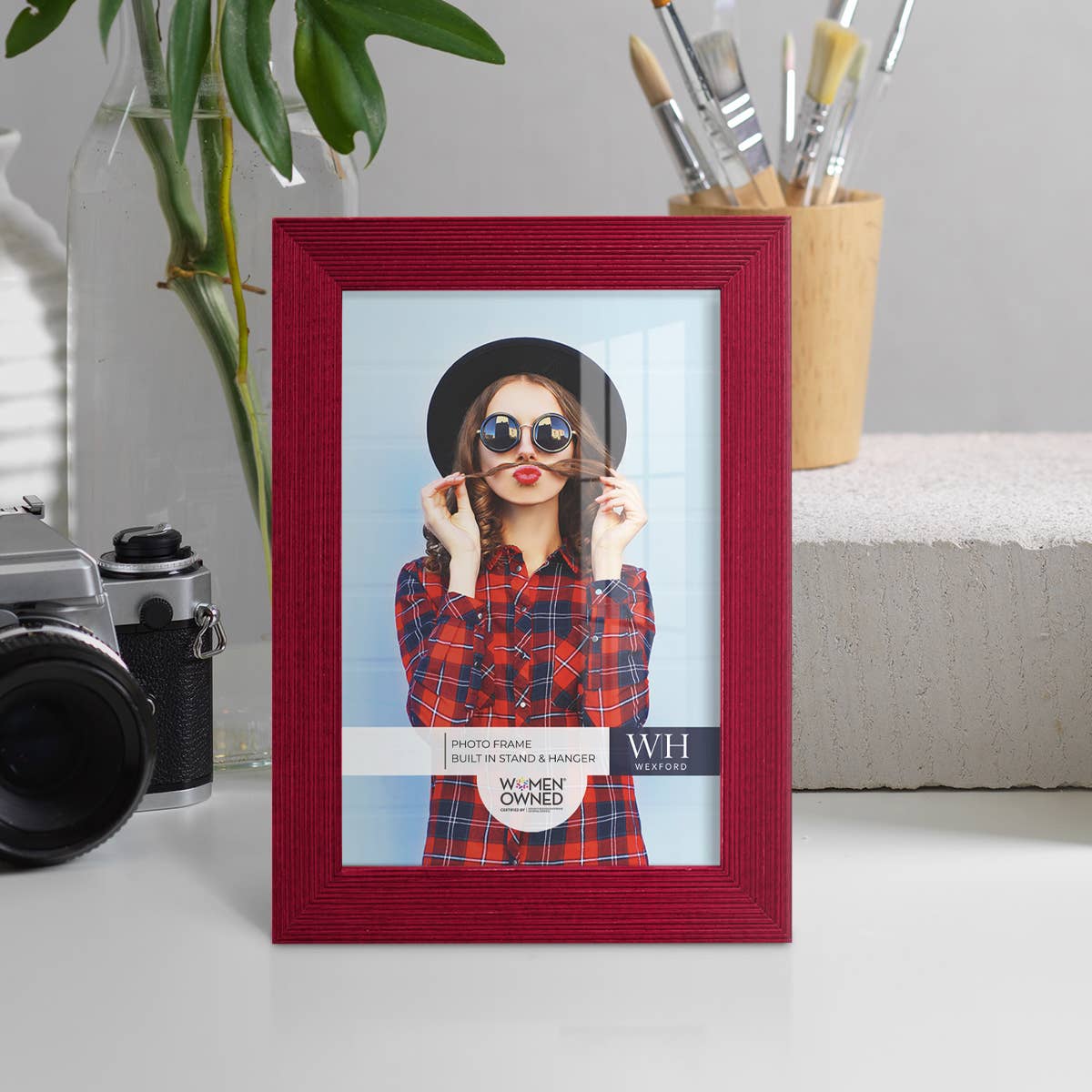 Photo Frame, Real Wood with Texture, Ruby